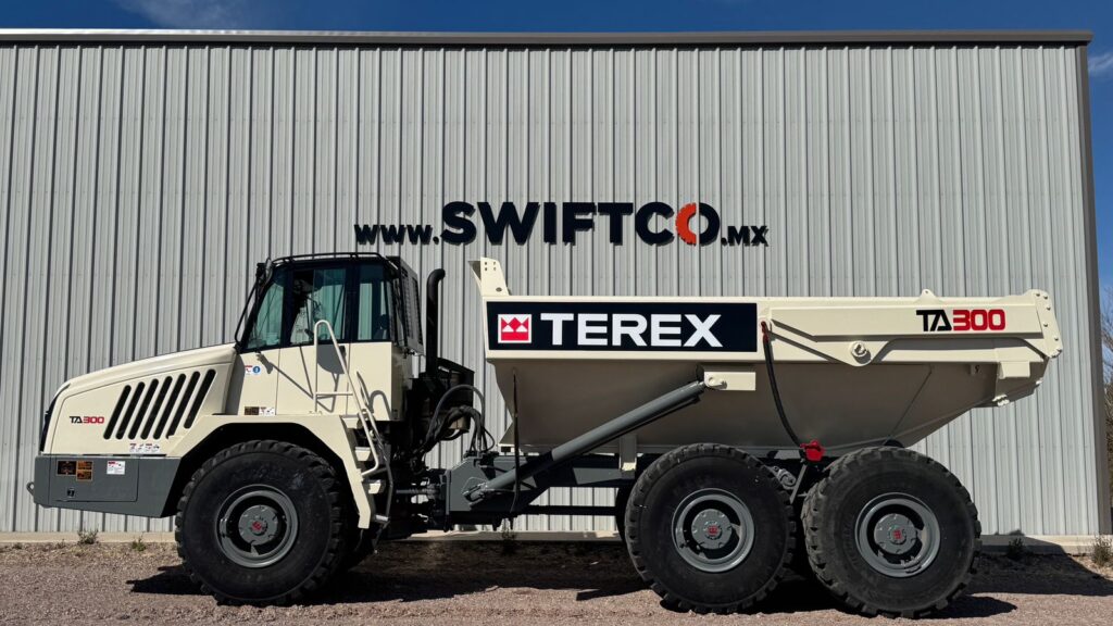 #137 CAMION ARTICULADO TEREX TA300 2011