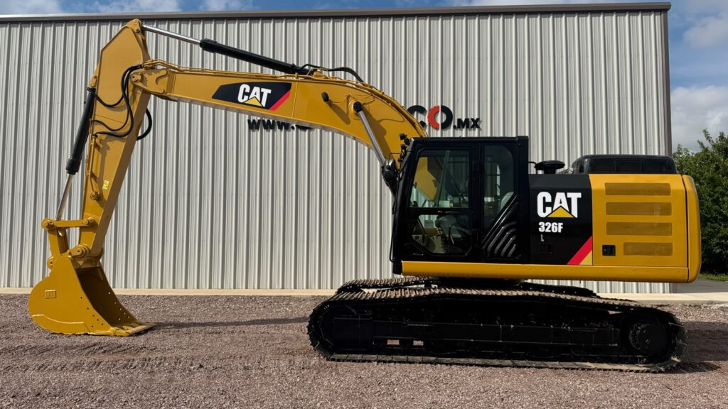 #2134 EXCAVADORA HIDRÁULICA CATERPILLAR 326 FL 2018